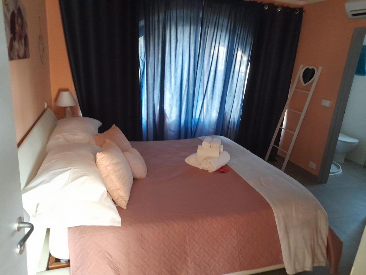 Villa La Magnolia - Private Beach Access, Garden, Views ラツィーゼ エクステリア 写真