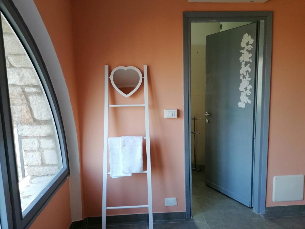 Villa La Magnolia - Private Beach Access, Garden, Views ラツィーゼ エクステリア 写真