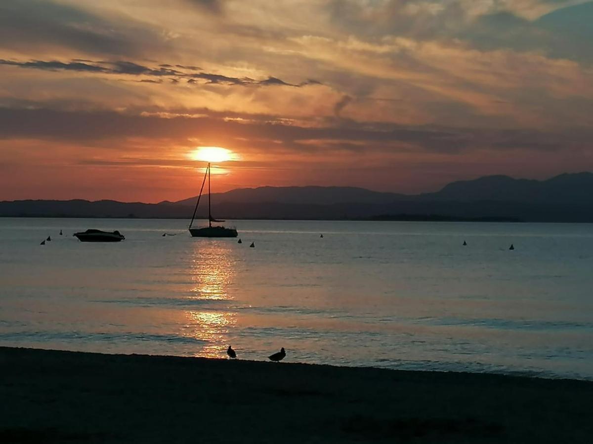 Villa La Magnolia - Private Beach Access, Garden, Views ラツィーゼ エクステリア 写真