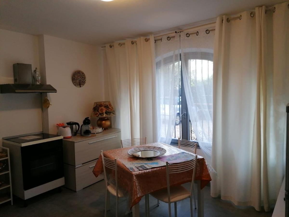 Villa La Magnolia - Private Beach Access, Garden, Views ラツィーゼ エクステリア 写真