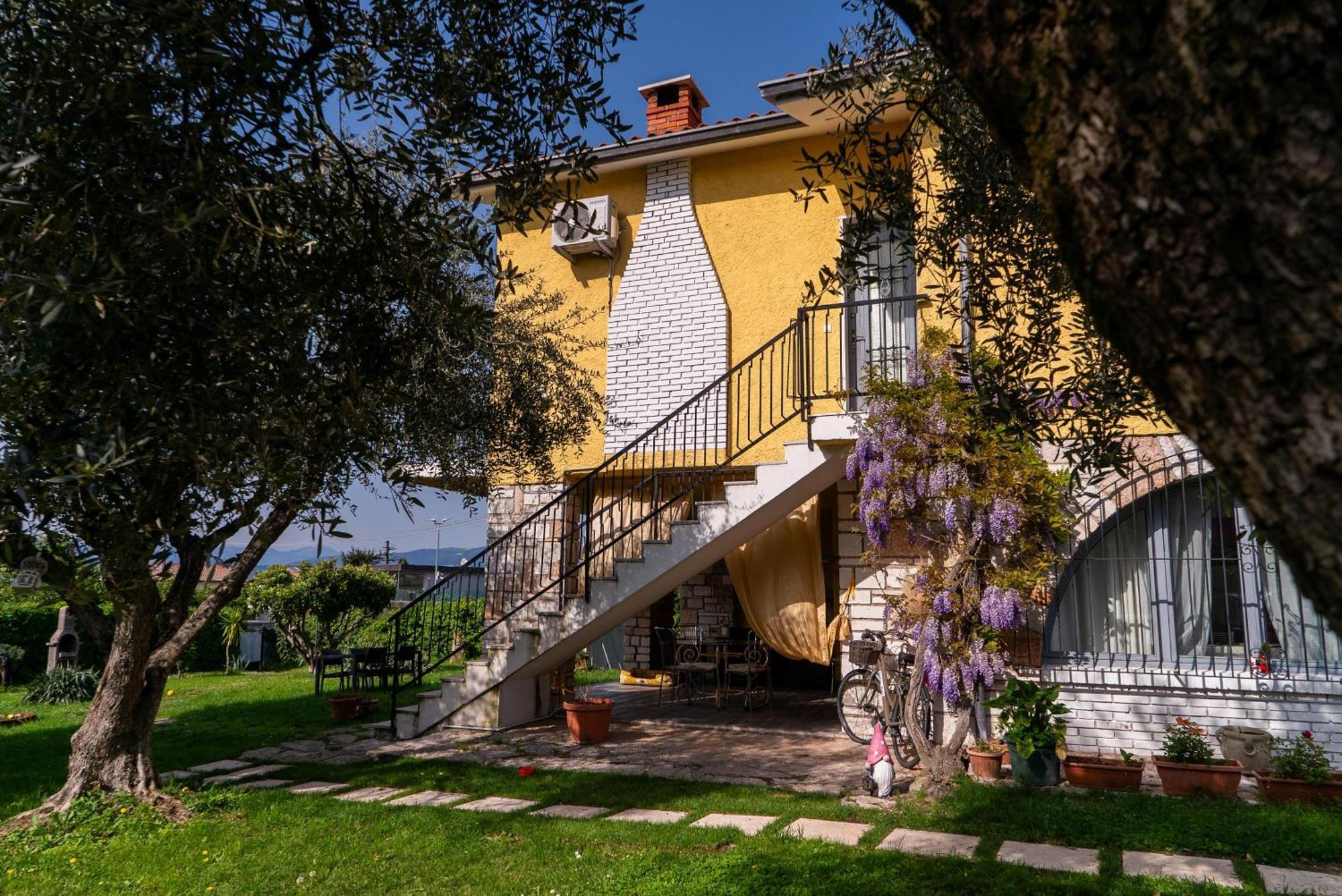 Villa La Magnolia - Private Beach Access, Garden, Views ラツィーゼ エクステリア 写真